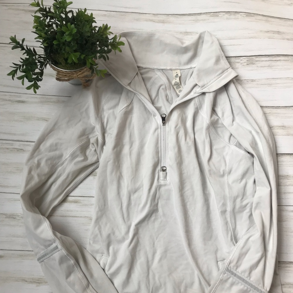 ✩ Lulu Lemon ✩ white quarter zip